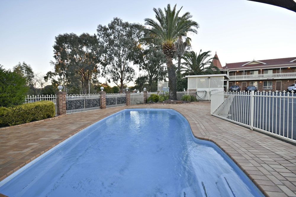 Abel Tasman Motor Inn Dubbo 49/53