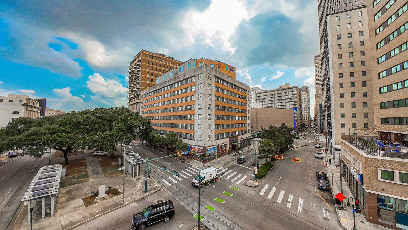 The California Building 65/73