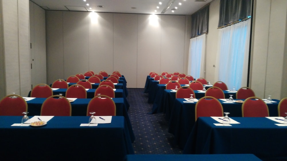 Hotel Villa Augusta Spa & Garden 4* 53/58