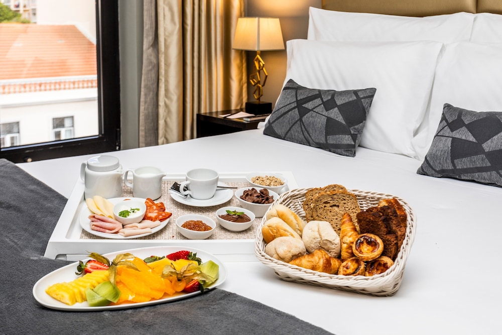 Czar Lisbon Hotel 49/66