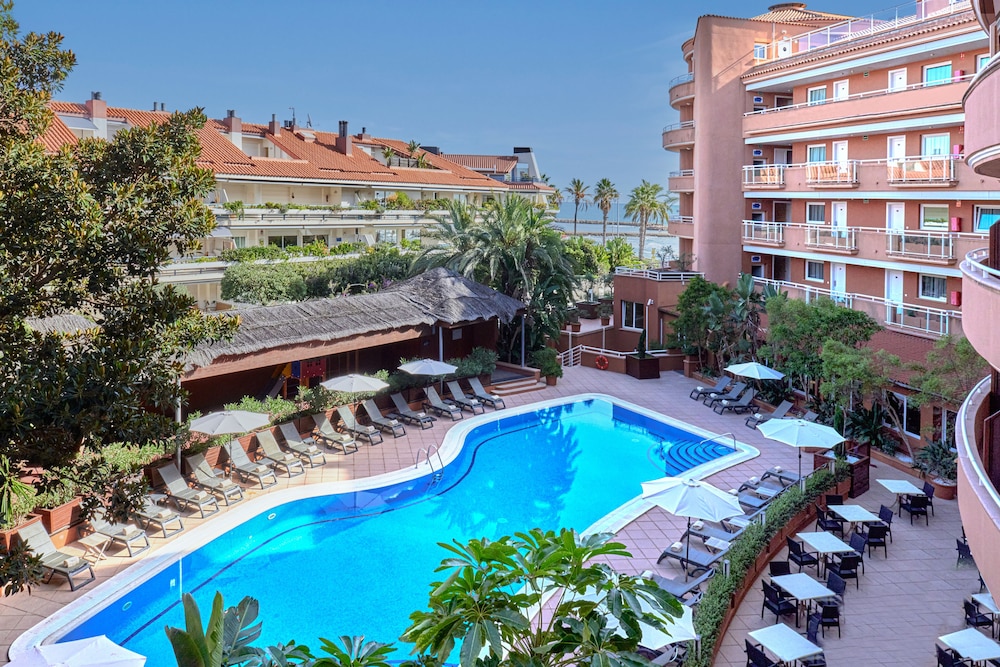 Sunway Playa Golf Sitges 68/71