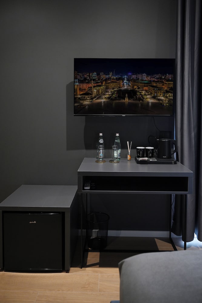 Bel Ami Hotel Tirana 46/54