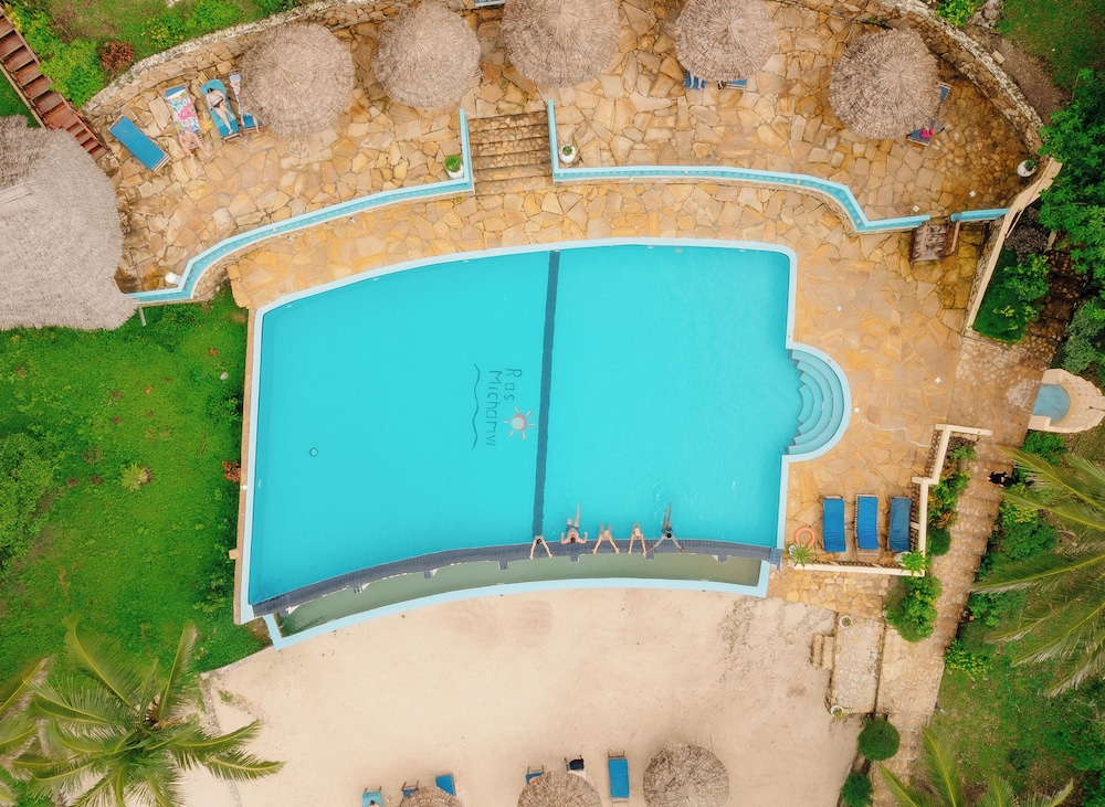 Pearl Beach Resort by Sansi 27/50