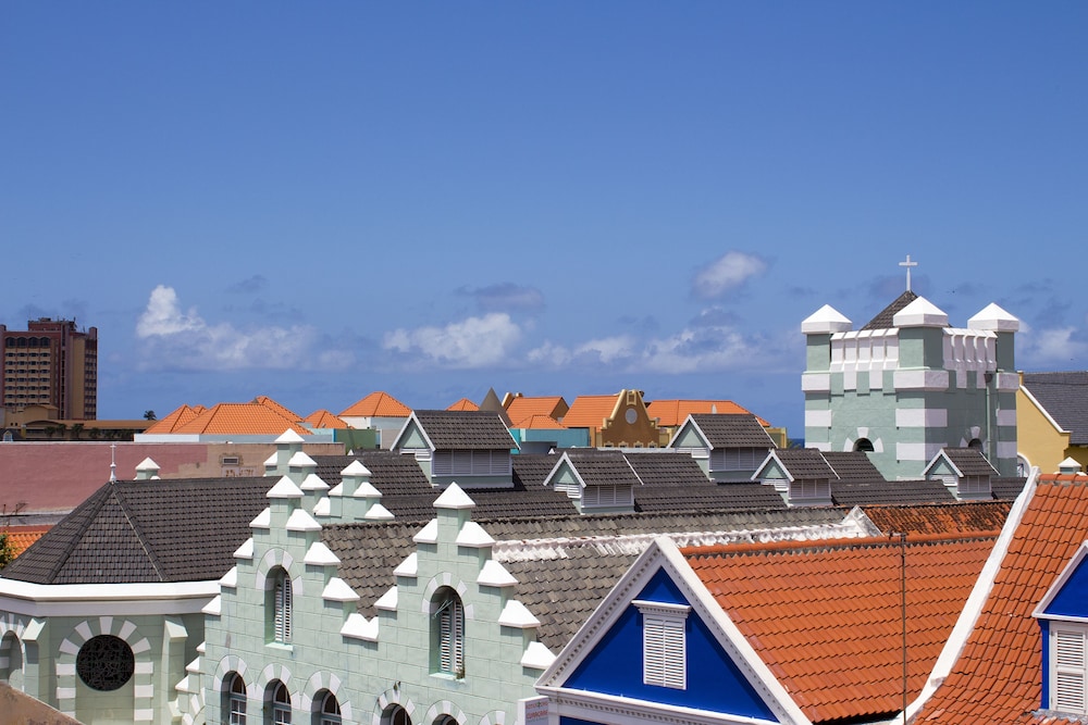 Curacao Suites Hotel 5/66