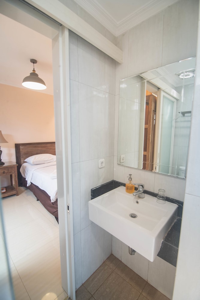 Boutique B21 Malang, Azana Hotels Collection 12/65