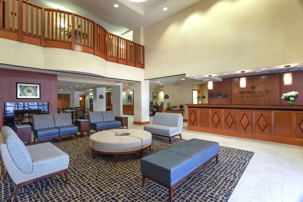 Wingate by Wyndham Chantilly / Dulles Airport 32/48