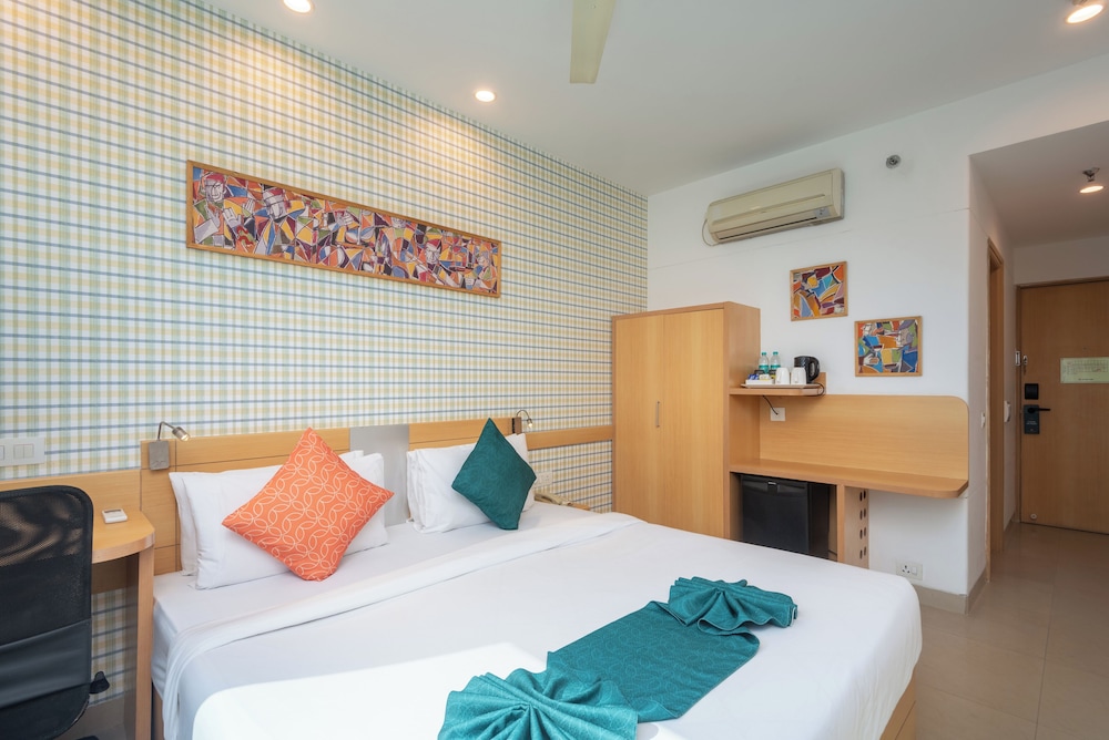 Mango Grove Hotel Chandigarh 21/62