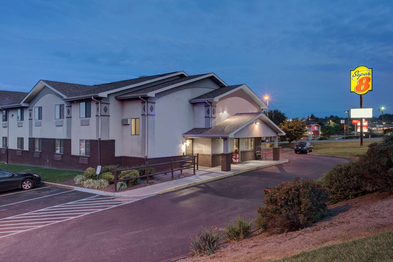 Super 8 by Wyndham Christiansburg/Blacksburg Area 5/20