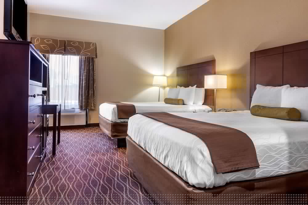 Best Western Plus Springfield Airport Inn 9/39