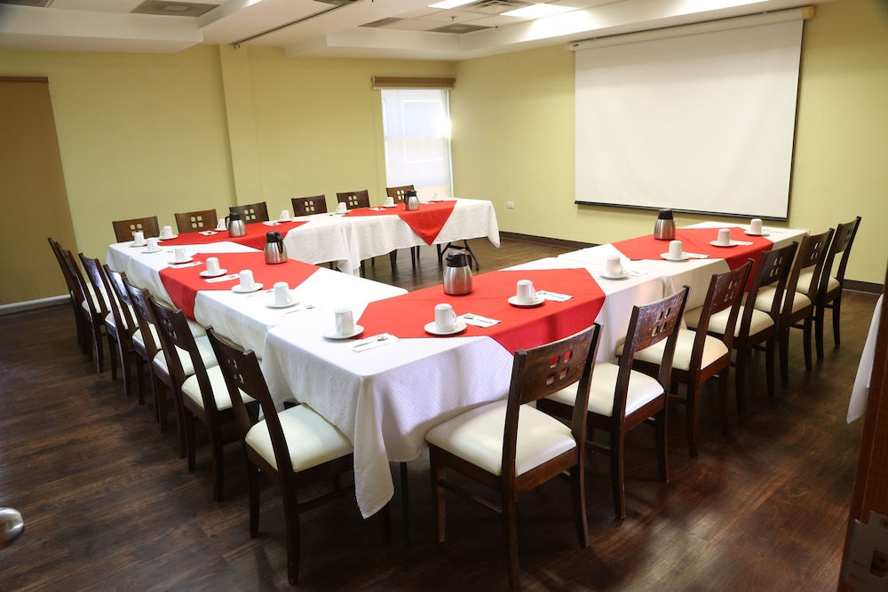 Copper Canyon Boutique Hotel 39/48