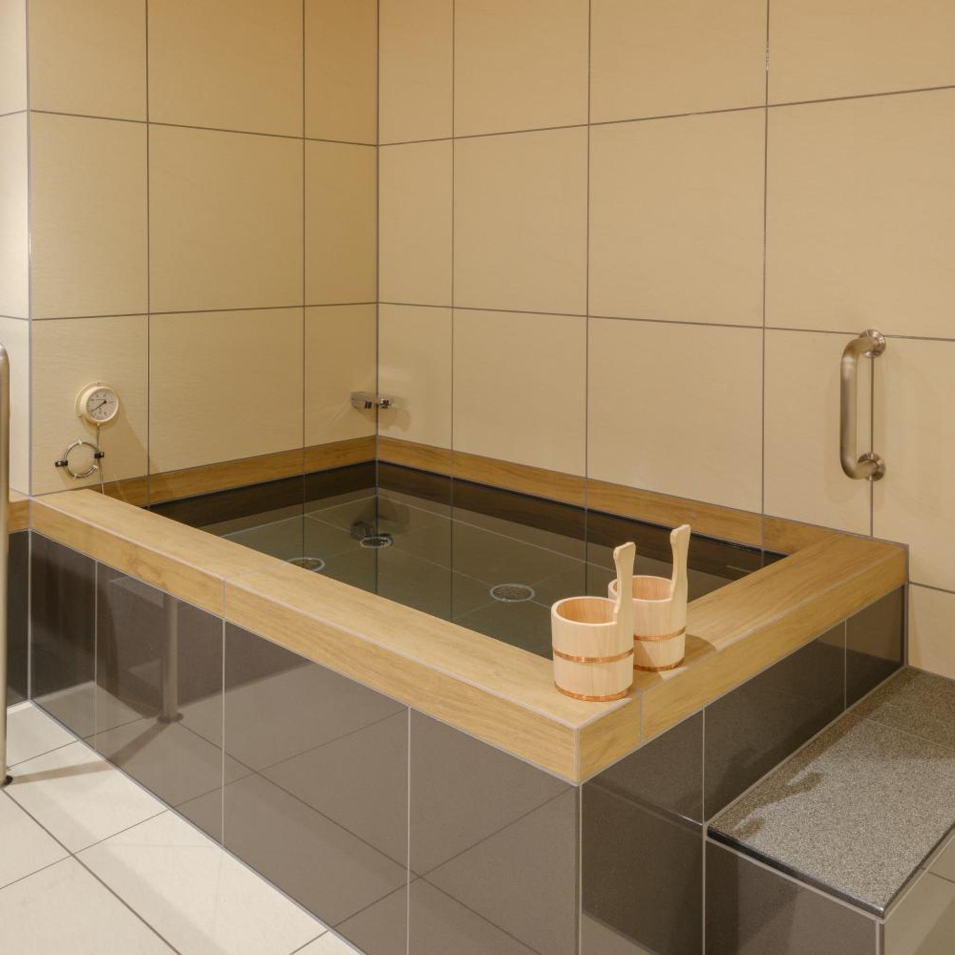 Tosei Hotel COCONE Kamata 48/50