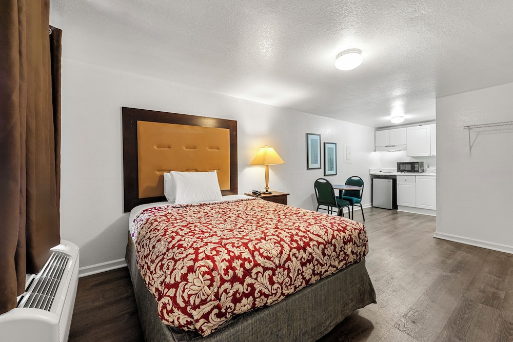 غرفة بسرير كوين، Stay Lodge 5/8