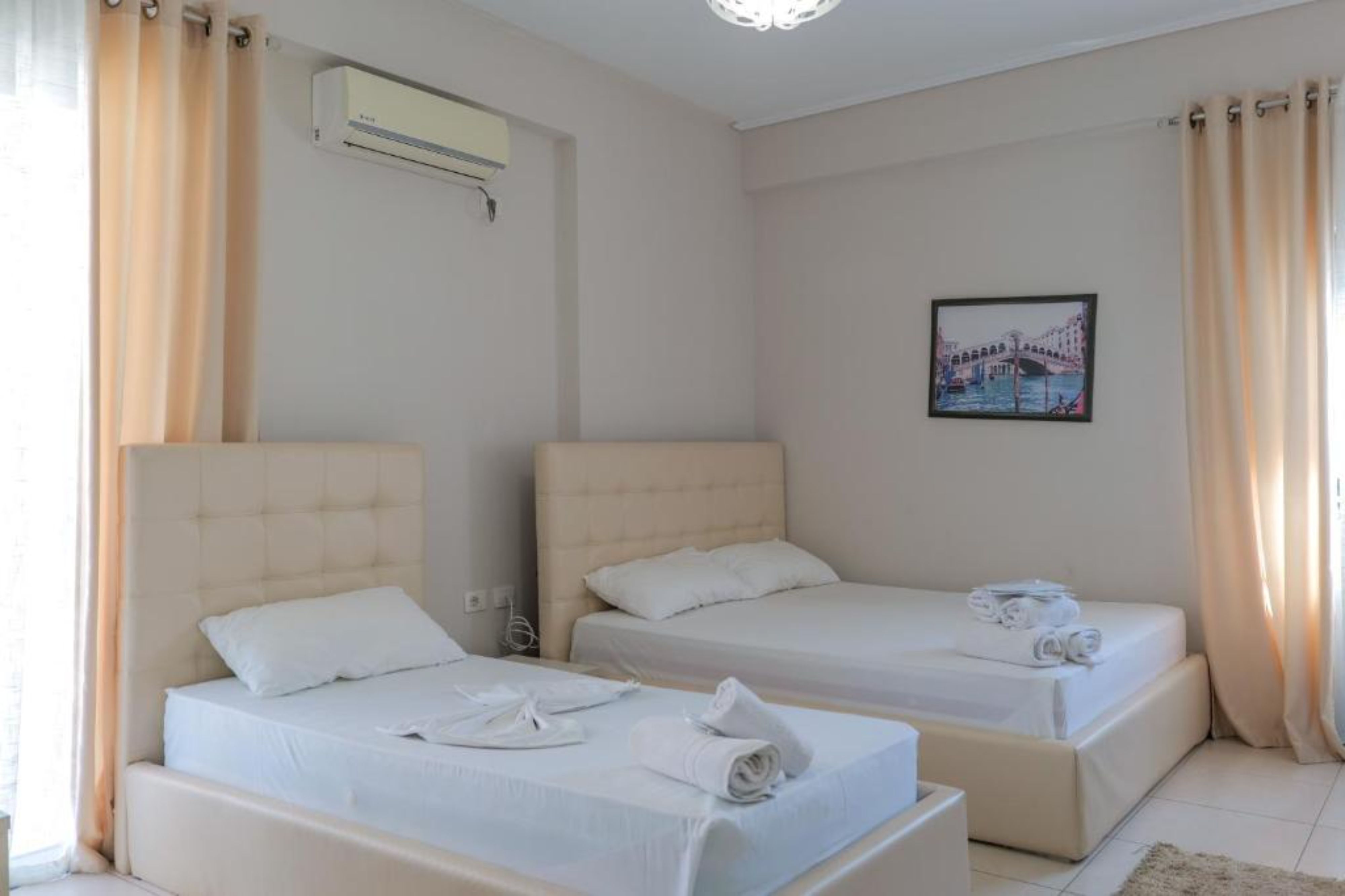 Room, Quadruple, Lateral Side Sea View