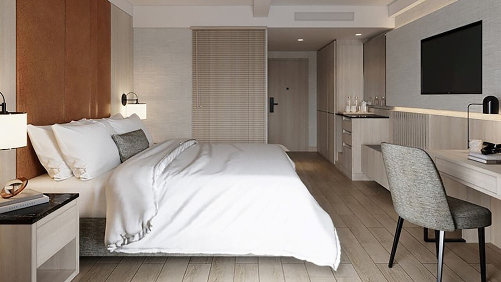 Ramada by Wyndham Bangkok Sukhumvit 11 45/83