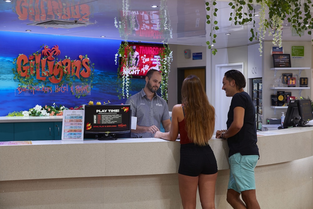 Gilligan S Backpackers Hotel Resort Cairns 7/65