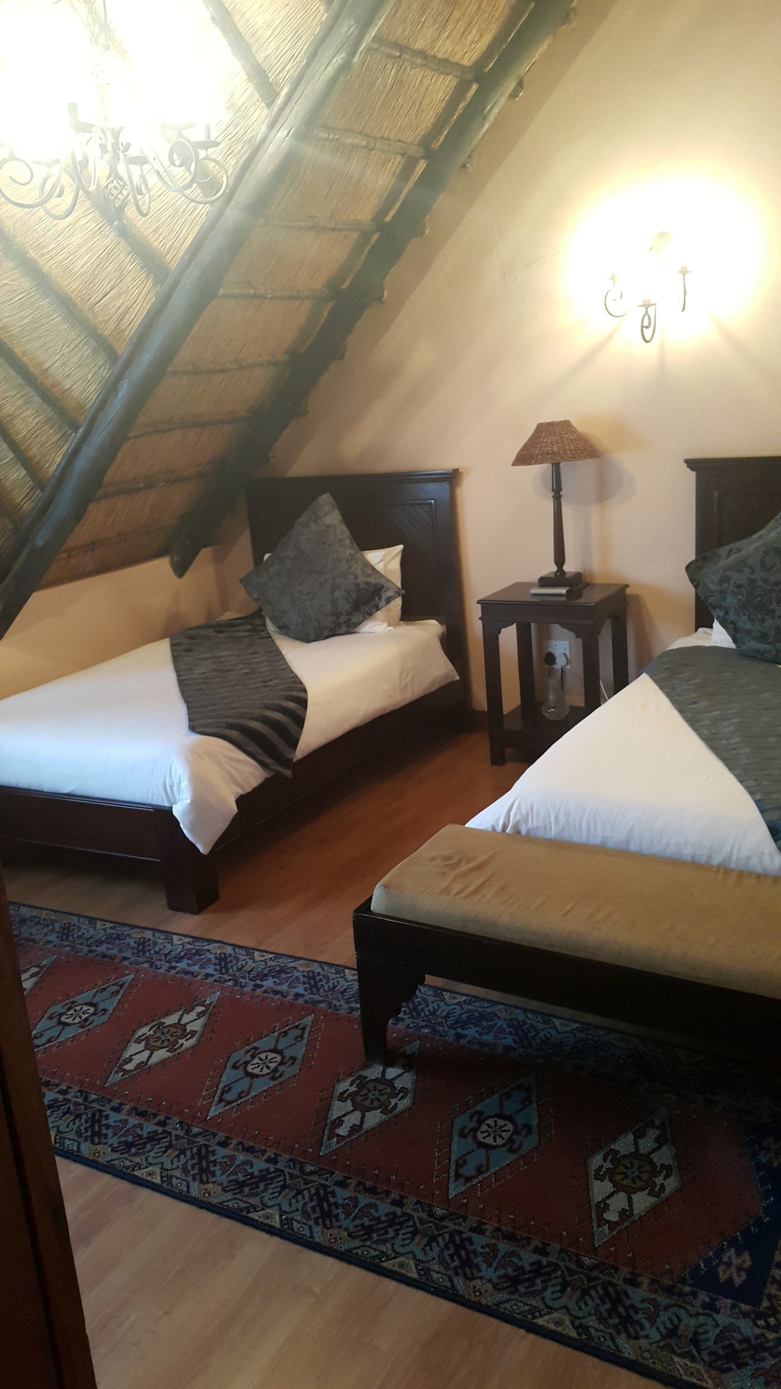 CLASSIC, TWIN BEDS, GARDEN VIEW