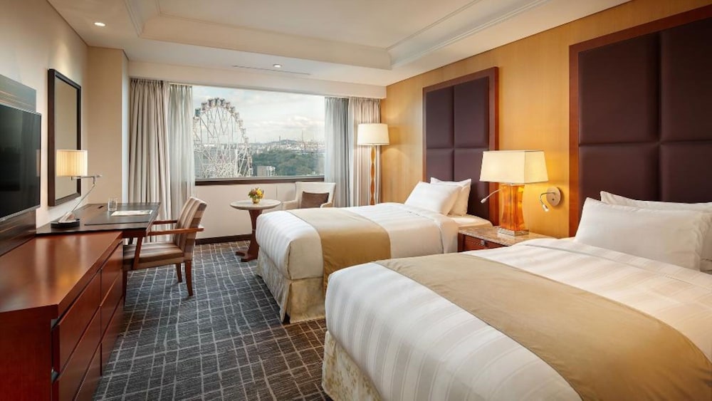 DELUXE, TWIN BEDS