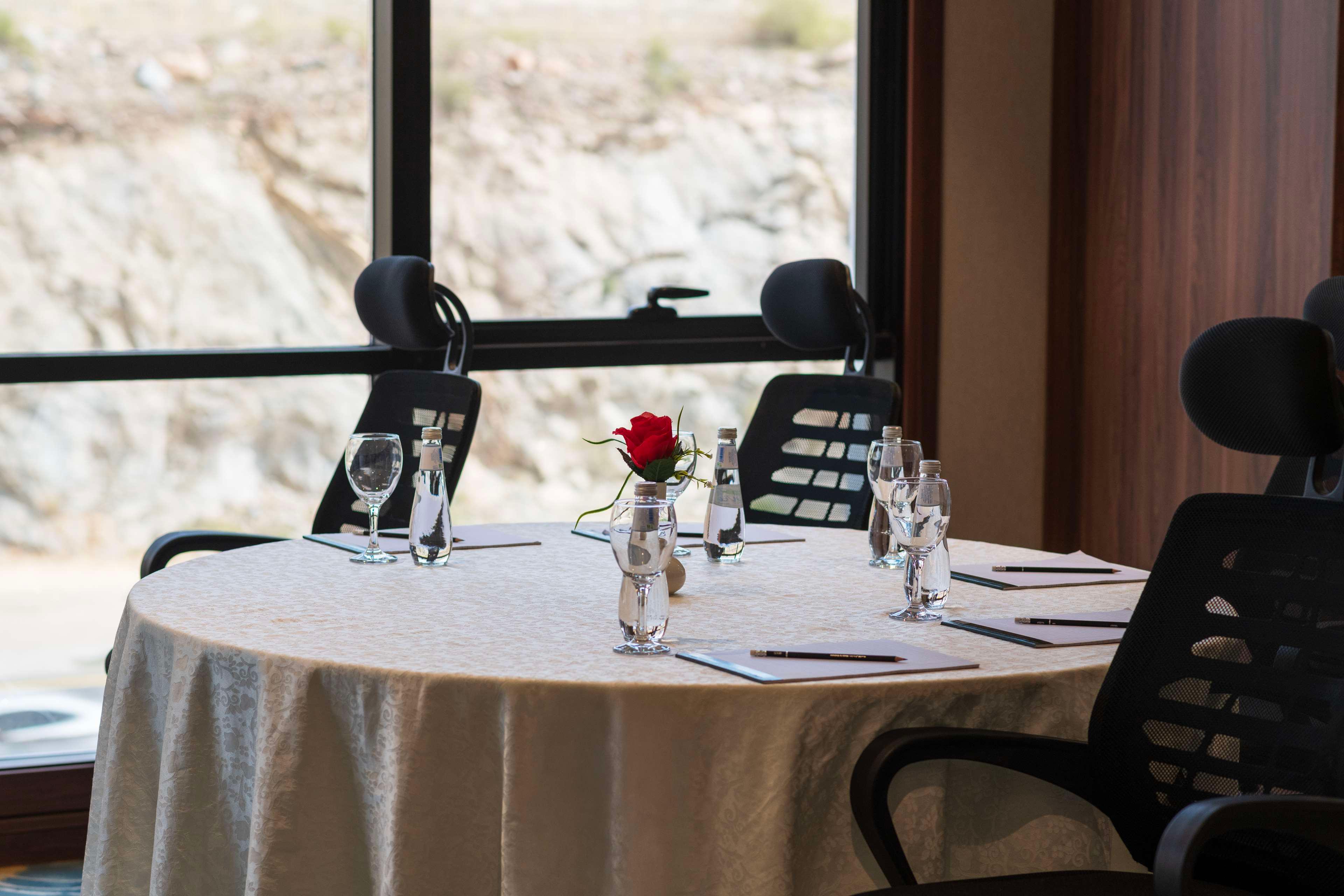 فندق وارويك الطائف(Warwick Al Taif Hotel) 20/28