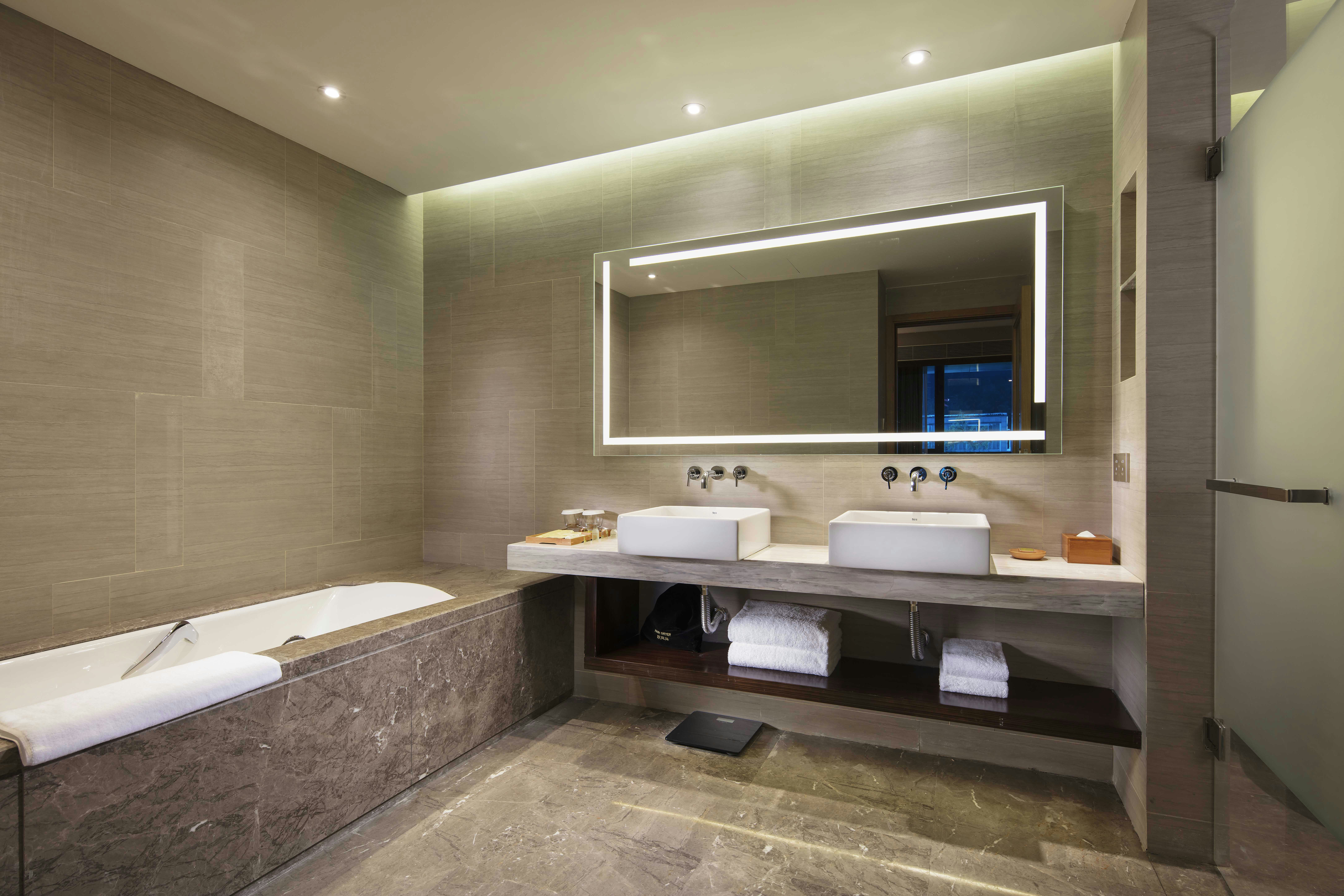 Hilton Garden Inn Shiyan 25/25