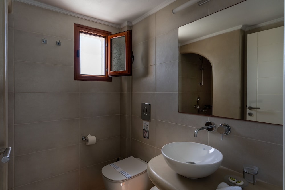 Anamnesis Spa Luxury Apartments 65/67