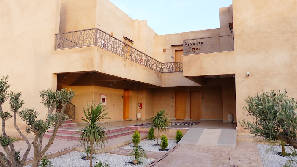 Sumahan Suites and Spa in Tameslouht