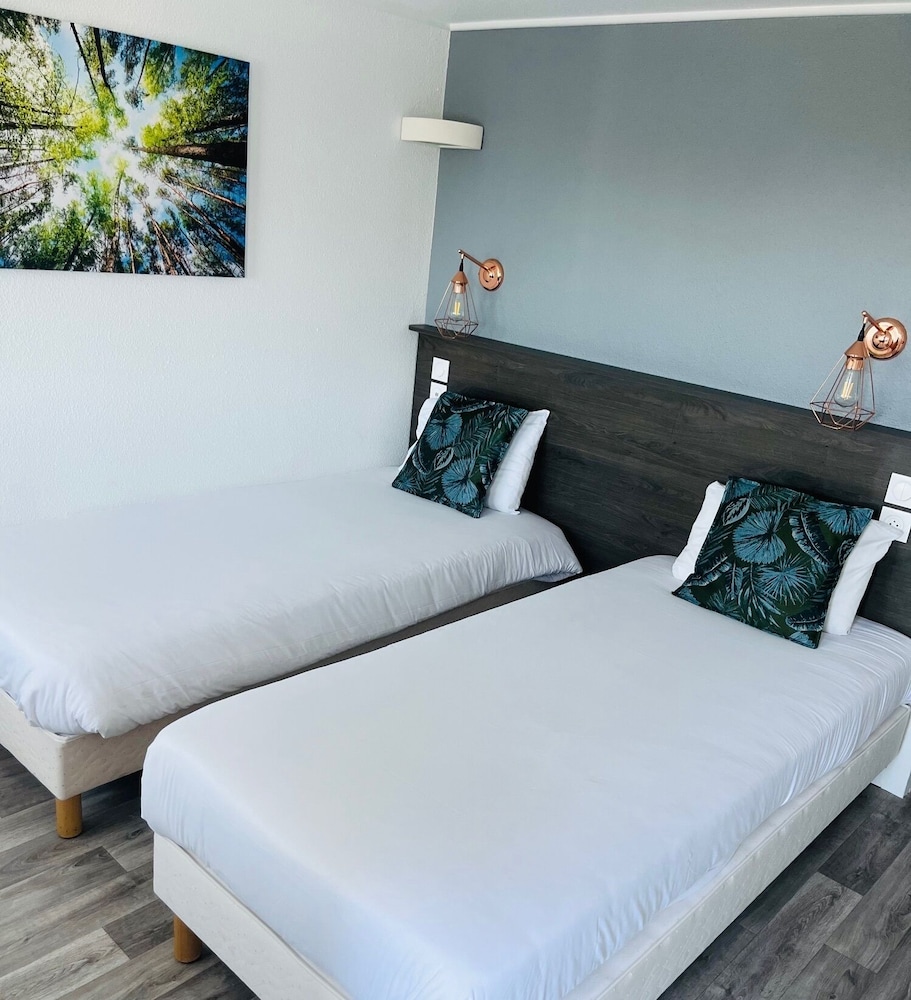 Le 2 By Hotel Akena - La Ferte Bernard 13/50