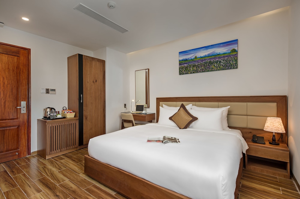Alisia Hotel 7/67