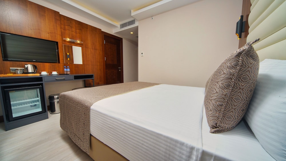 My Dream Hotel Istanbul 24/50