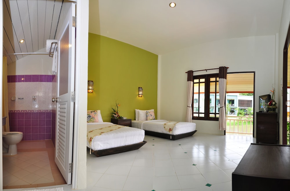 POONYAMANTRA RESORT 47/75