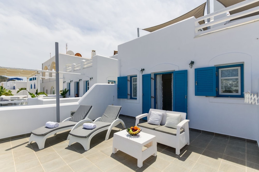 Alexandros Studios And Apartments 69/76