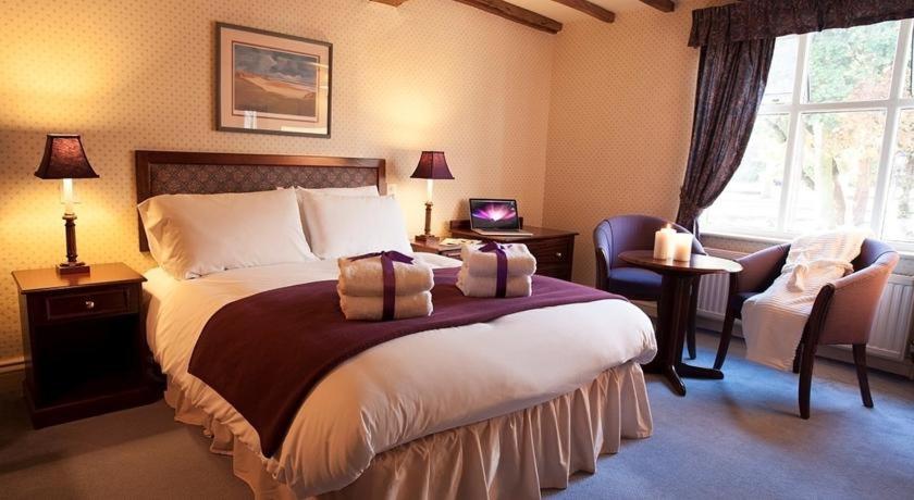 The Jacobean Hotel 13/58