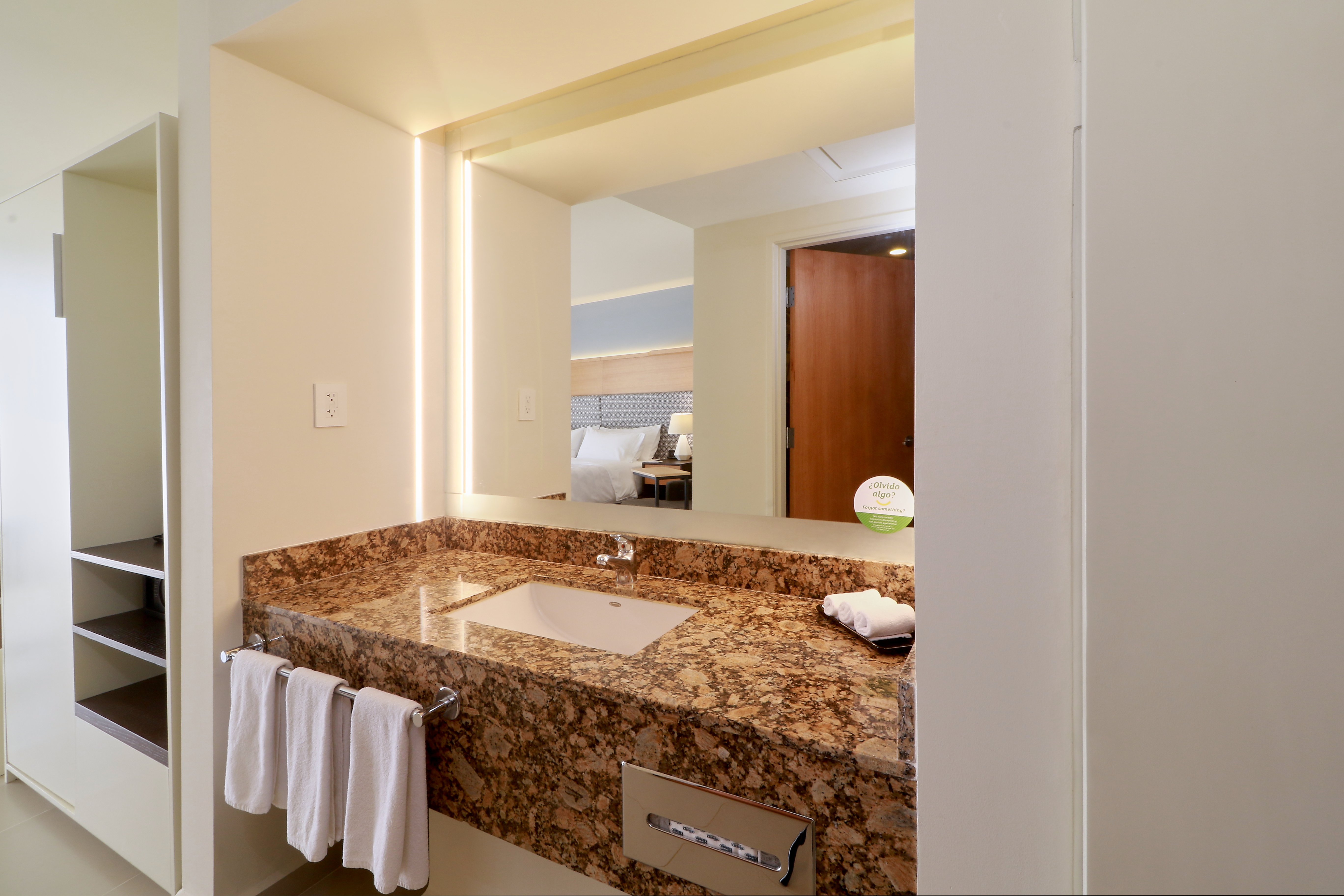 Holiday Inn Tuxpan - Convention Center 50/50