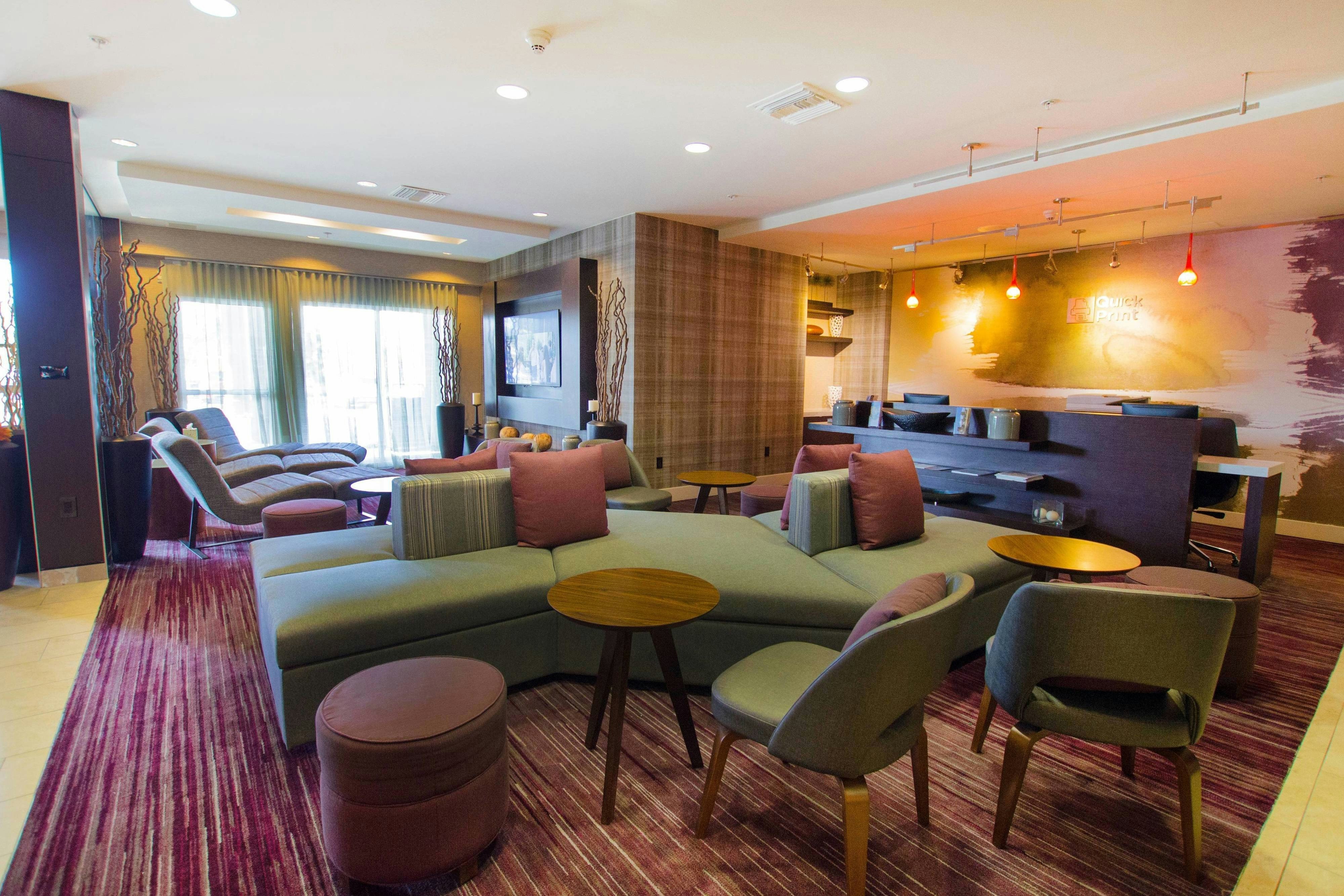 Courtyard Ventura Simi Valley 34/59