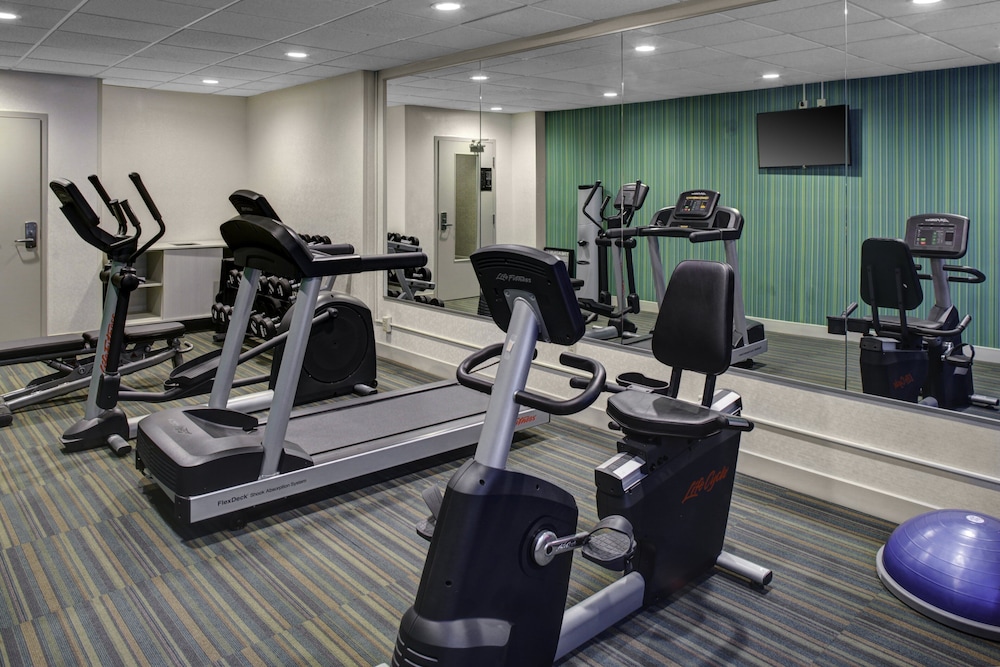 Holiday Inn Express Richmond-Mechanicsville 24/37