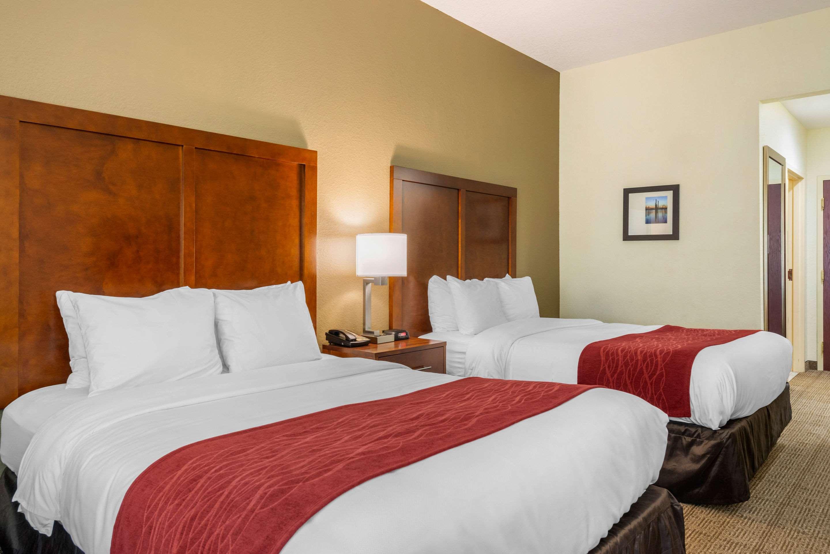 ROOM, 2 QUEEN BEDS