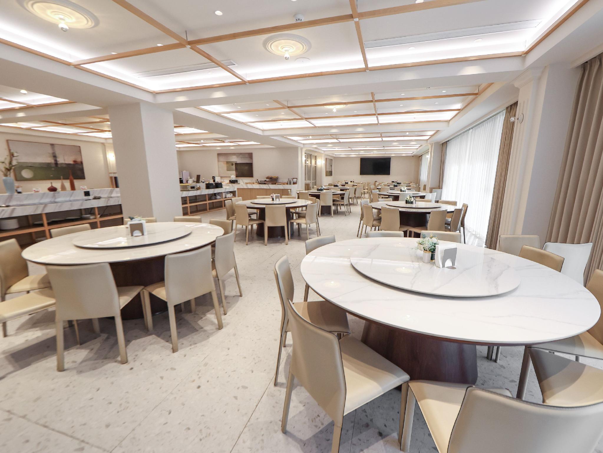 Magnotel Hotel 28/38