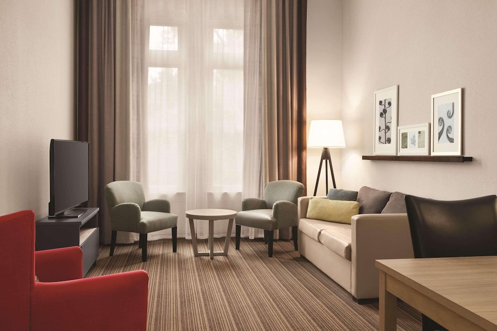 Country Inn & Suites by Radisson, St. Charles Historic District 20/31