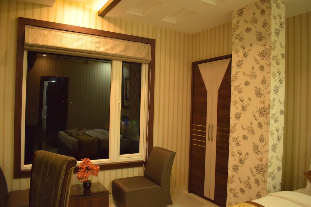 Hotel Uday Palace 17/29