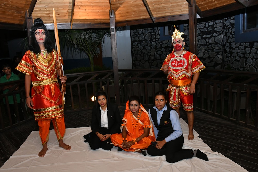 Sun Hotel & Resort 10/50