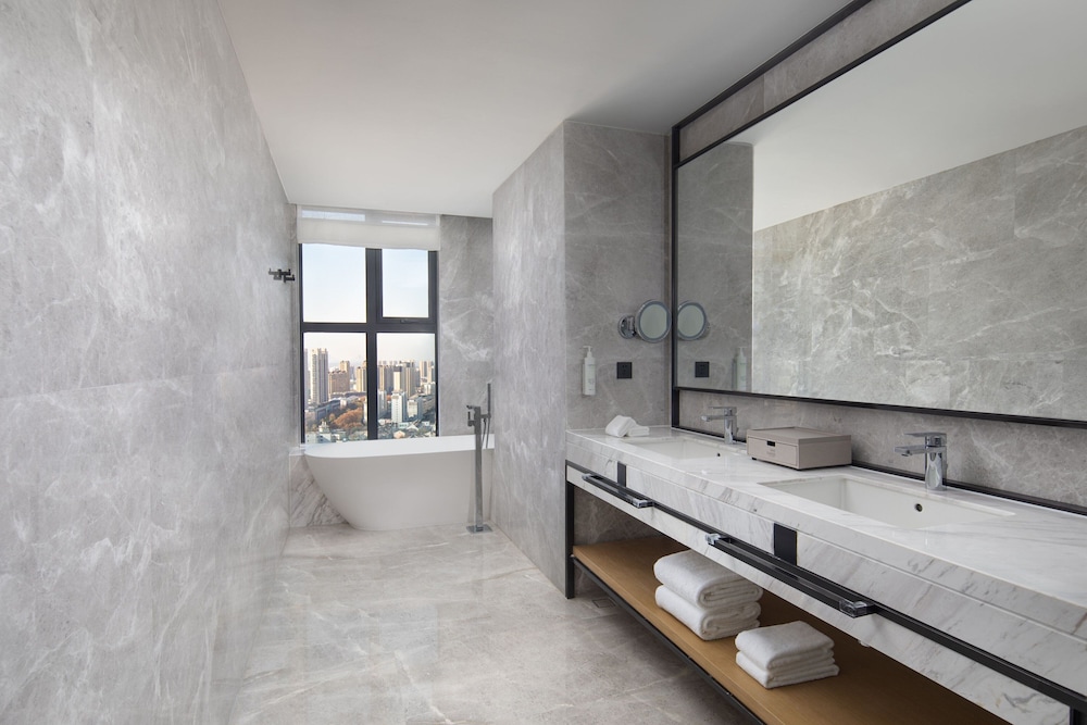 Fairfield by Marriott Huai'An Downtown 23/25
