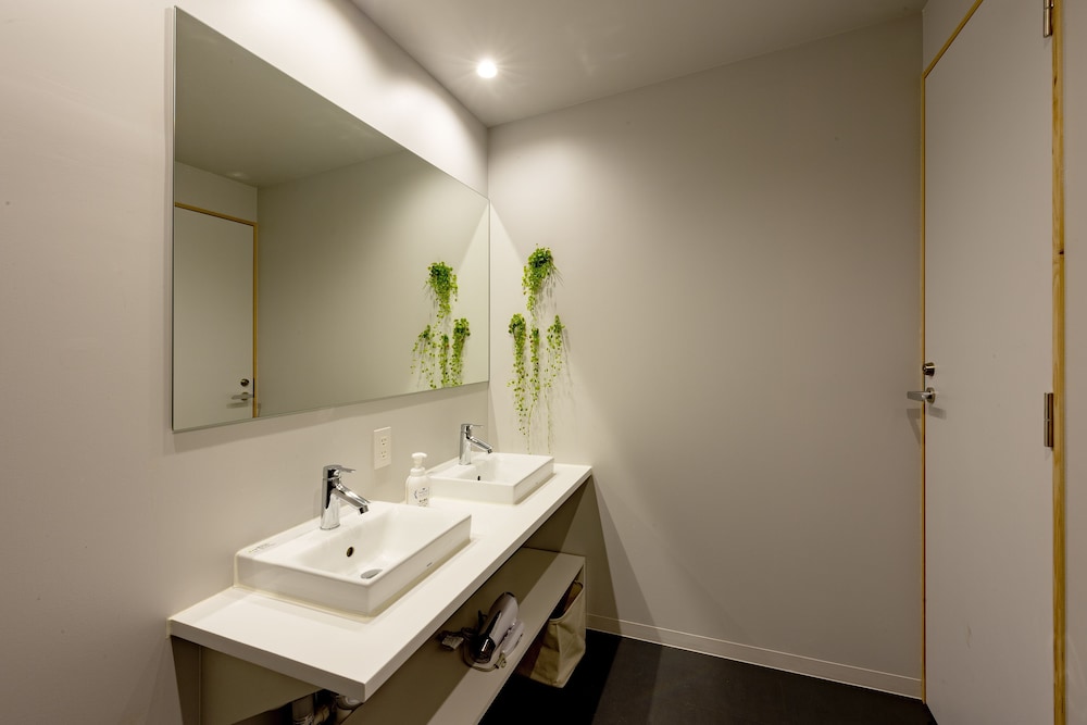 Plat Hostel Keikyu Minowa Forest 48/50