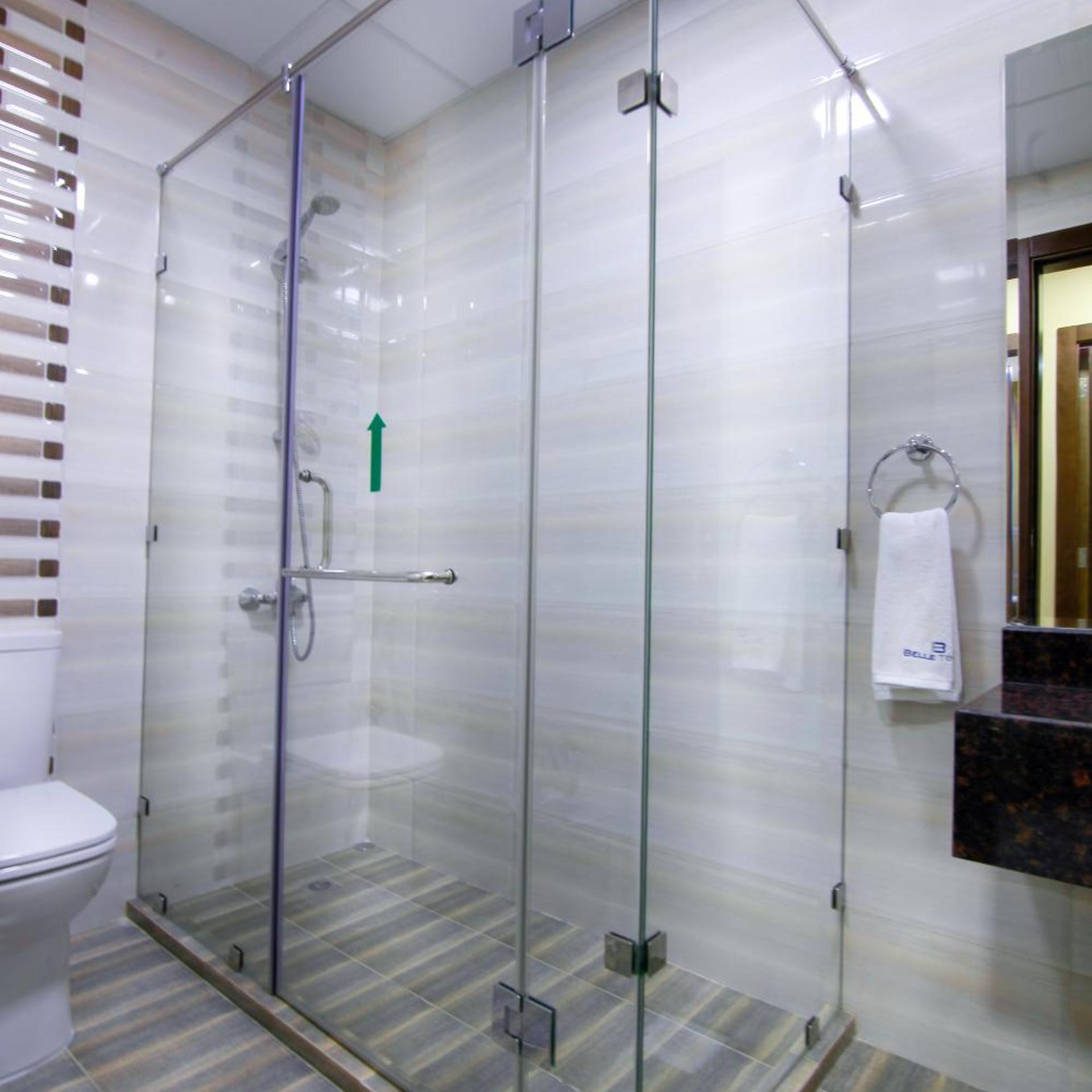 Belle Tower Luxury Hotel Apartments 46/50