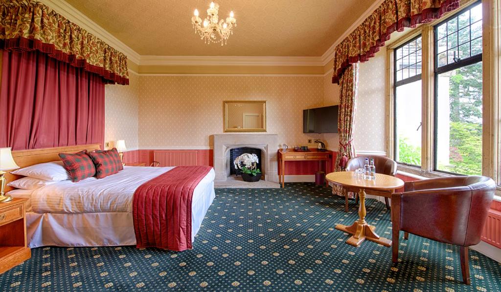 Deluxe, King Bed