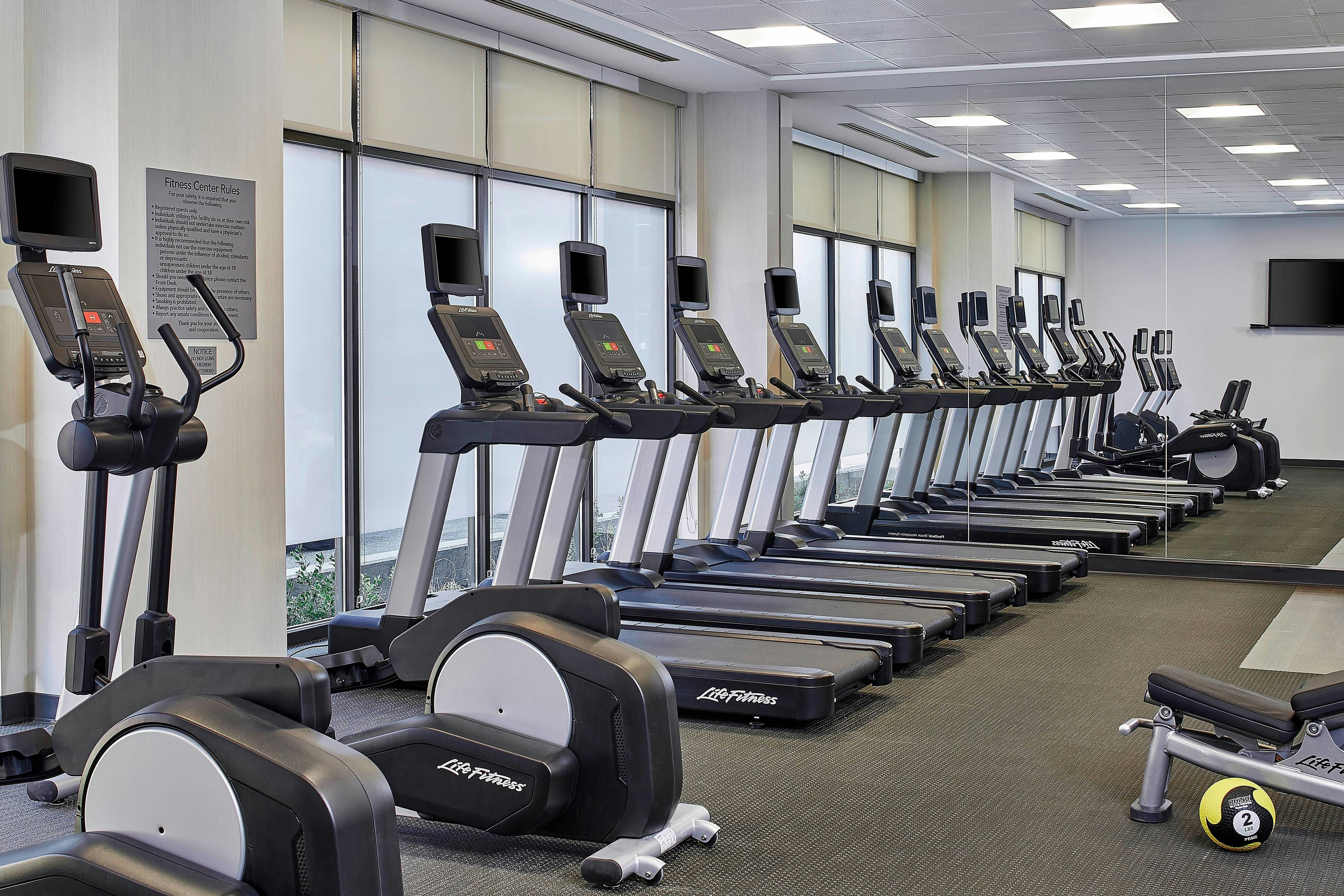 Courtyard by Marriott Baltimore Downtown/McHenry Row 30/55