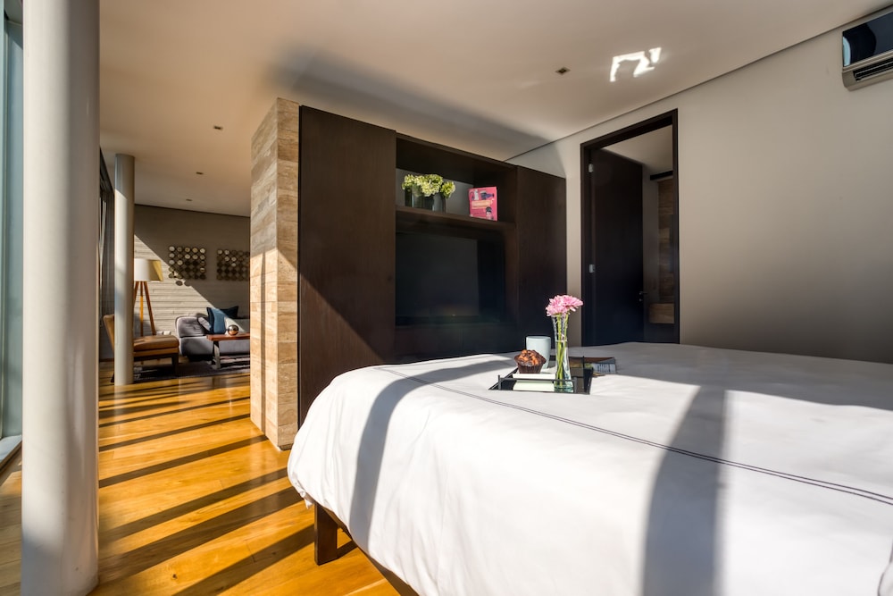 AR 218 Hotel by ULIV 21/58