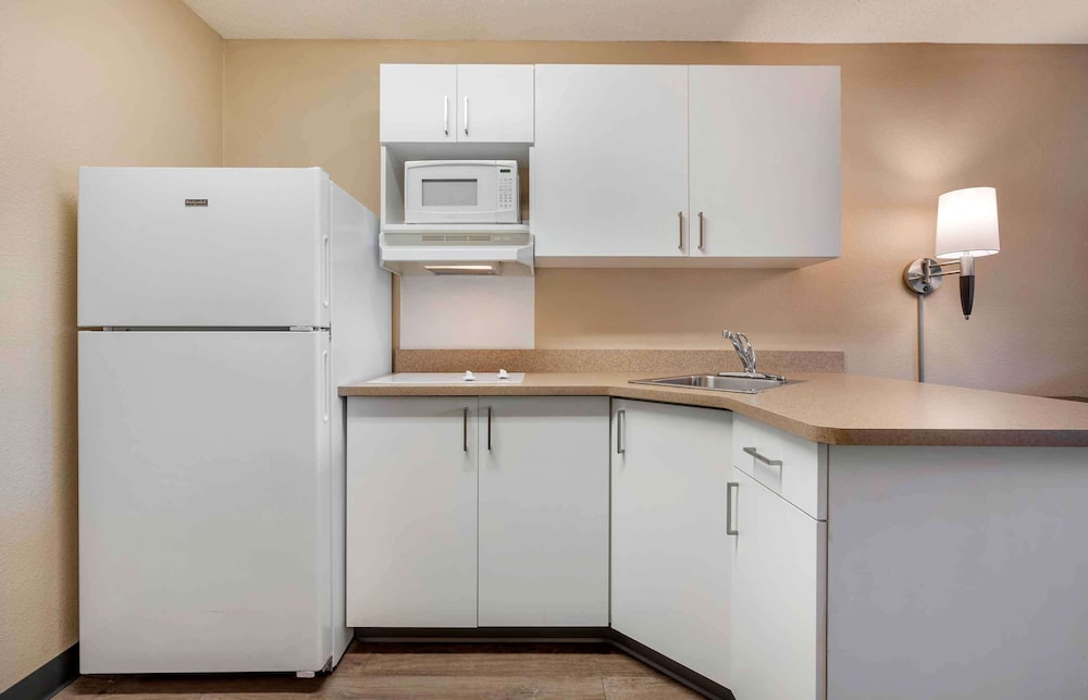 Extended Stay America Sacramento - Roseville 42/52