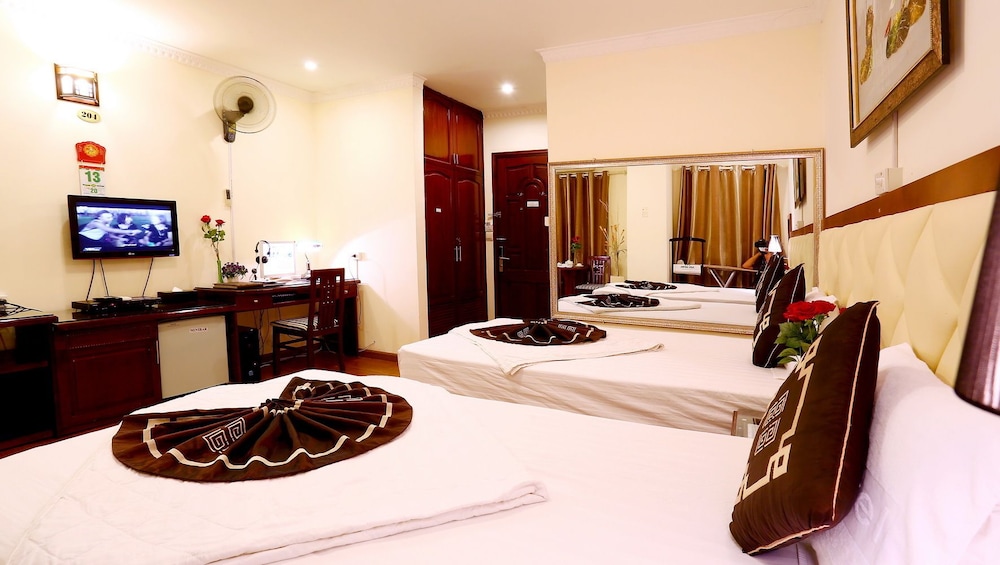 Hanoi Palace Hotel 35/50