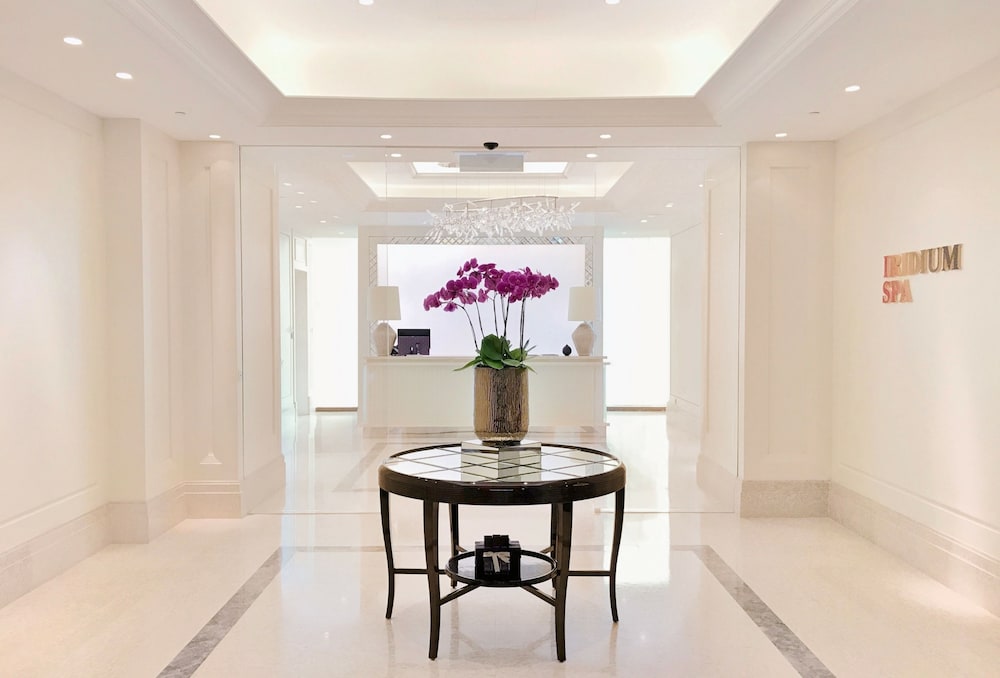 THE ST. REGIS KUALA LUMPUR 10/72