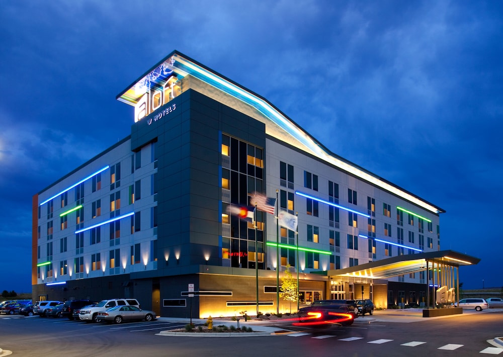 Aloft Denver Airport at Gateway Park