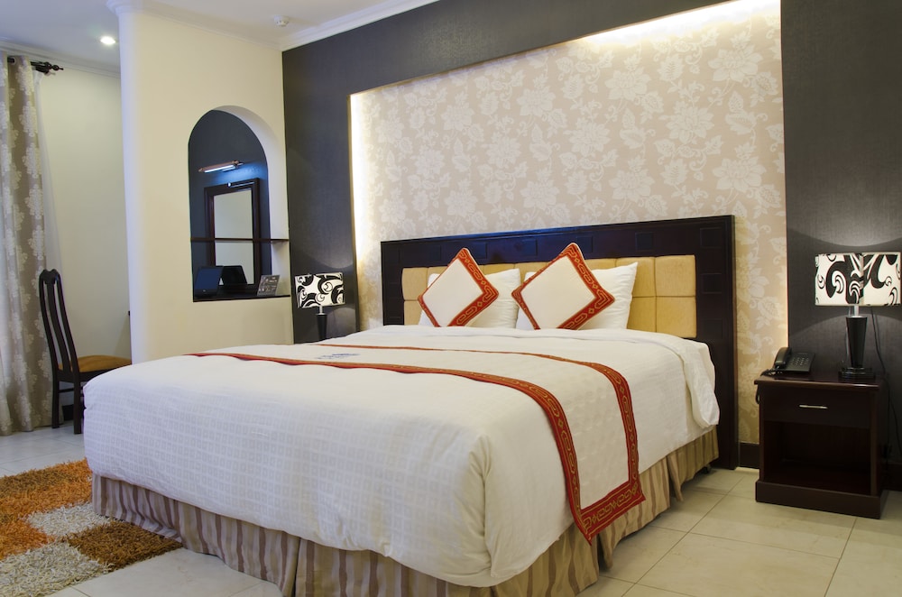 Petro House Hotel 14/84